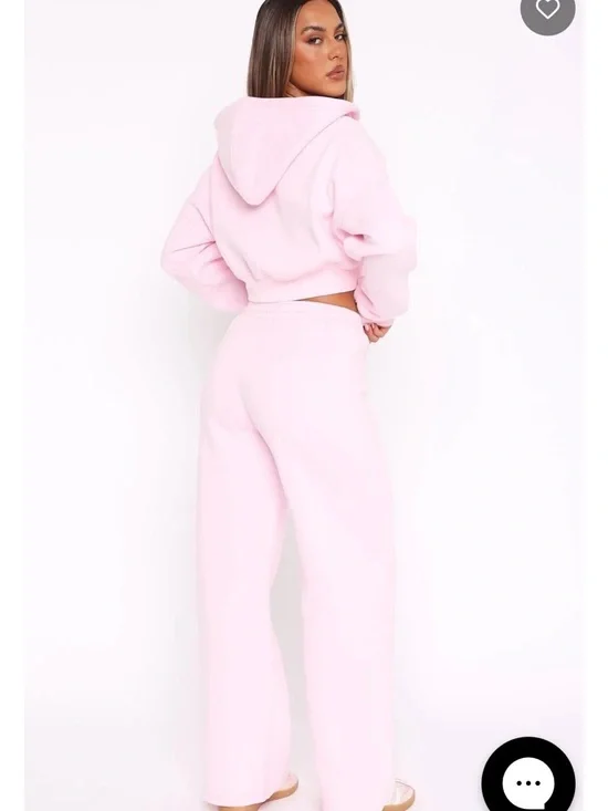 White Fox - Light Pink Wide-Leg Sweatpants - Picture 2 of 6